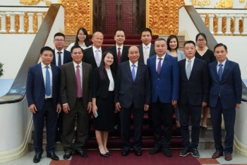 pm welcomes chinese firms to invest in vietnam