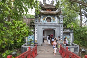 hanoi to promote its beauty advantages to lure tourists