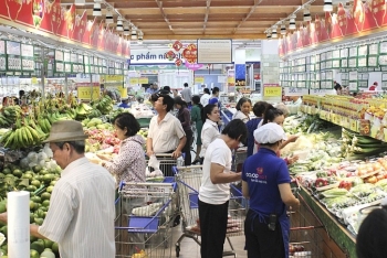 vietnams retail sales and service revenue in june up 62