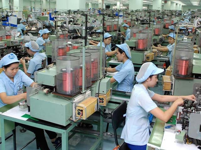 undefined 5901 oxford economics vietnam gdp