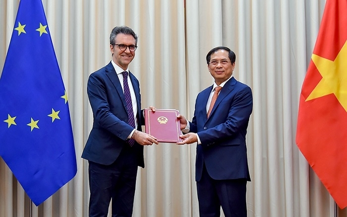undefined 0006 vietnam eu