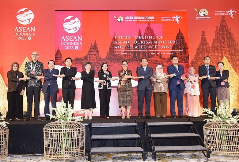 参会的东盟国家旅游机构代表合影。 参会的东盟国家旅游机构代表合影。