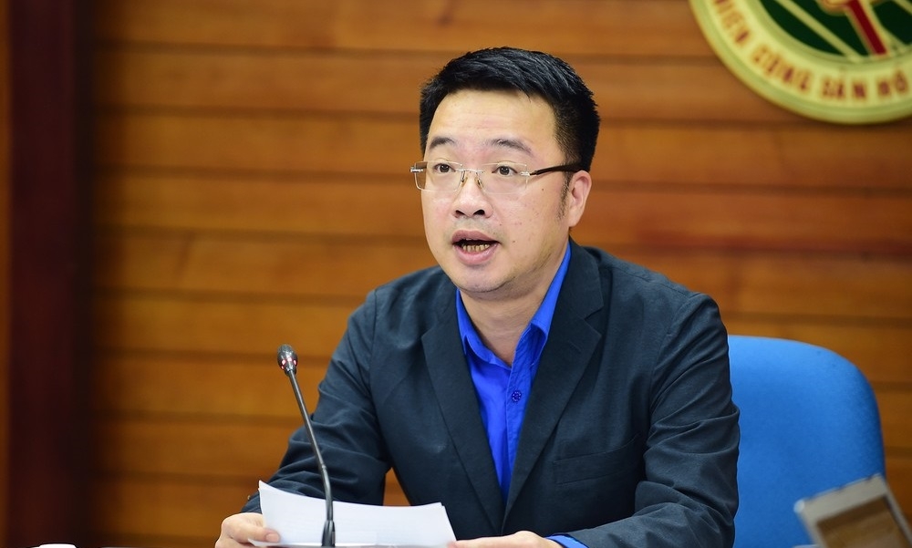 胡志明共青团中央书记处书记阮祥林先生在活动上致辞。（图：春松）