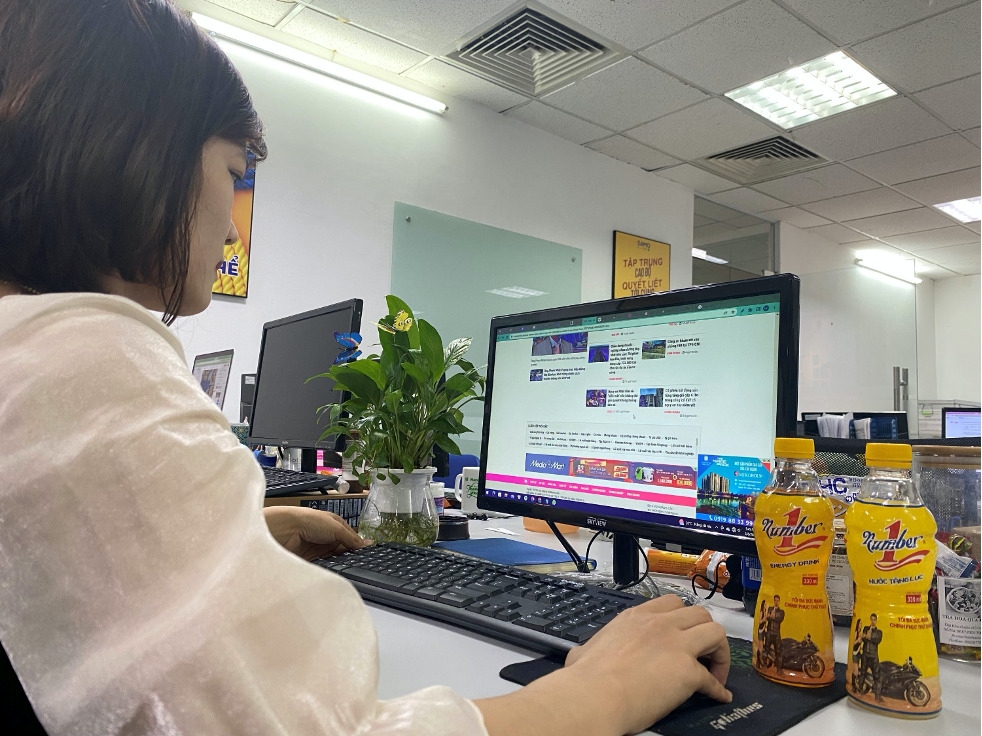 上班族和年初开始与目标赛跑时的压力和疲劳。 上班族和年初开始与目标赛跑时的压力和疲劳。