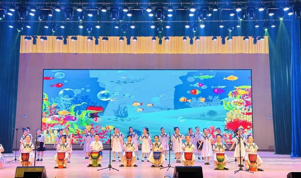 举行越中青少年艺术交流活动