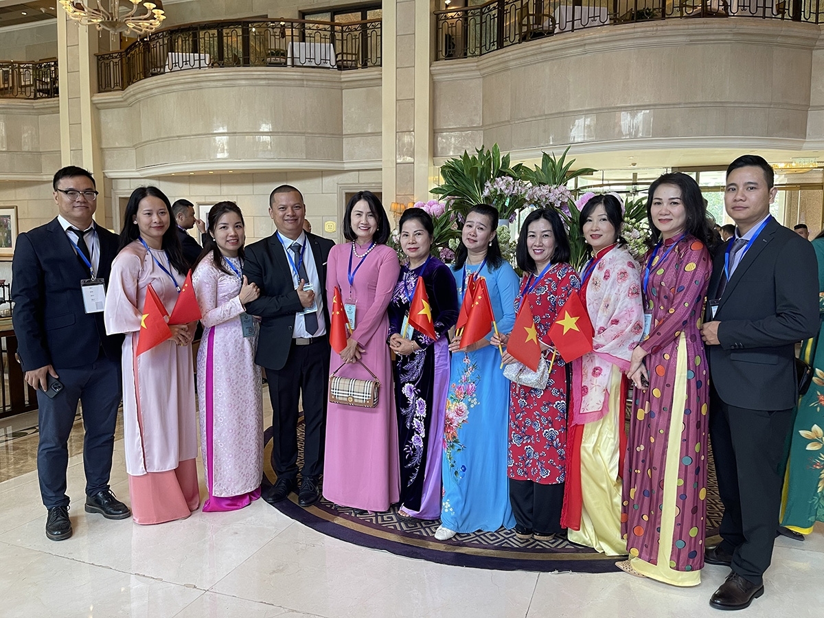 旅居北京越南人社群曾欢迎越南领导人访华 旅居北京越南人社群曾欢迎越南领导人访华