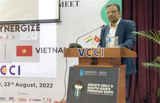 Emerald Worldwide Connections公司代表Vishal Acharya Emerald Worldwide Connections公司代表Vishal Acharya