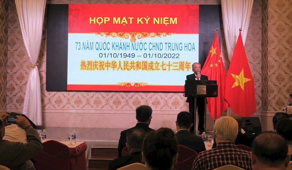 人民交流培育越南与中国的深厚友谊情 人民交流培育越南与中国的深厚友谊情