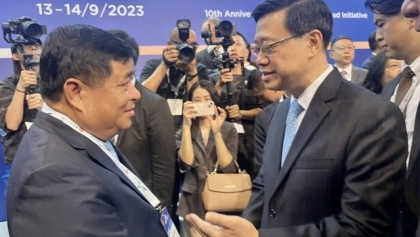 越南、中国等国家应共同发展交通网络