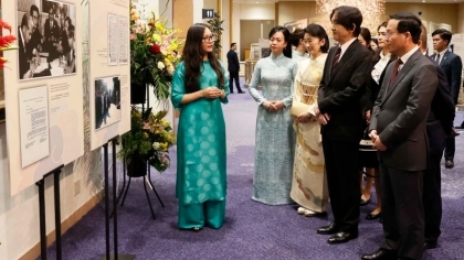 举行越日建交50周年庆典