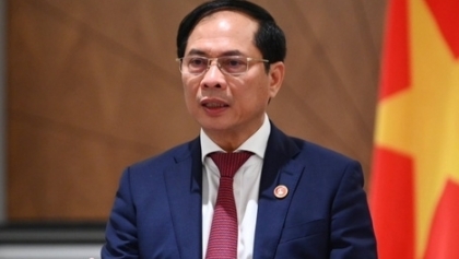 越南国家主席阮春福访印尼之旅取得全面和实质性成果