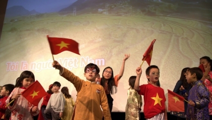 进一步加强越南与瑞士两国人民的团结和相互支持