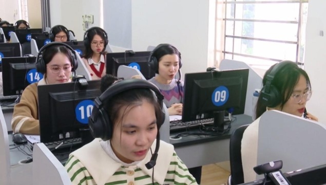 越中教育合作，为大学生提供机会