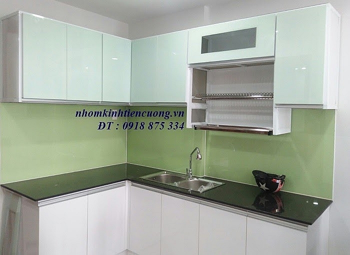 Top 3 loại tủ bếp nhôm kính được các bà nội trợ yêu thích Top 3 loại tủ bếp nhôm kính được các bà nội trợ yêu thích