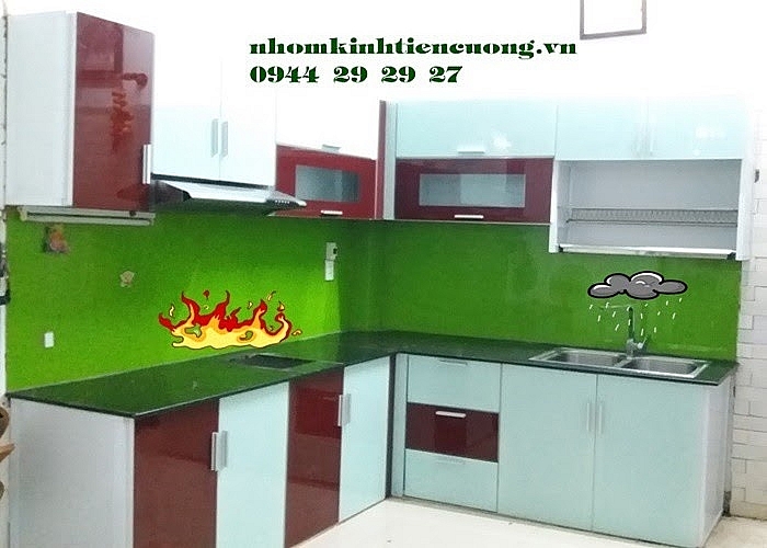 Top 3 loại tủ bếp nhôm kính được các bà nội trợ yêu thích Top 3 loại tủ bếp nhôm kính được các bà nội trợ yêu thích