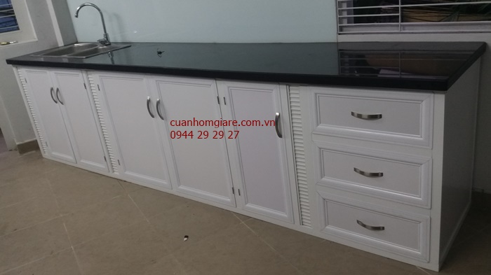 Top 3 loại tủ bếp nhôm kính được các bà nội trợ yêu thích Top 3 loại tủ bếp nhôm kính được các bà nội trợ yêu thích