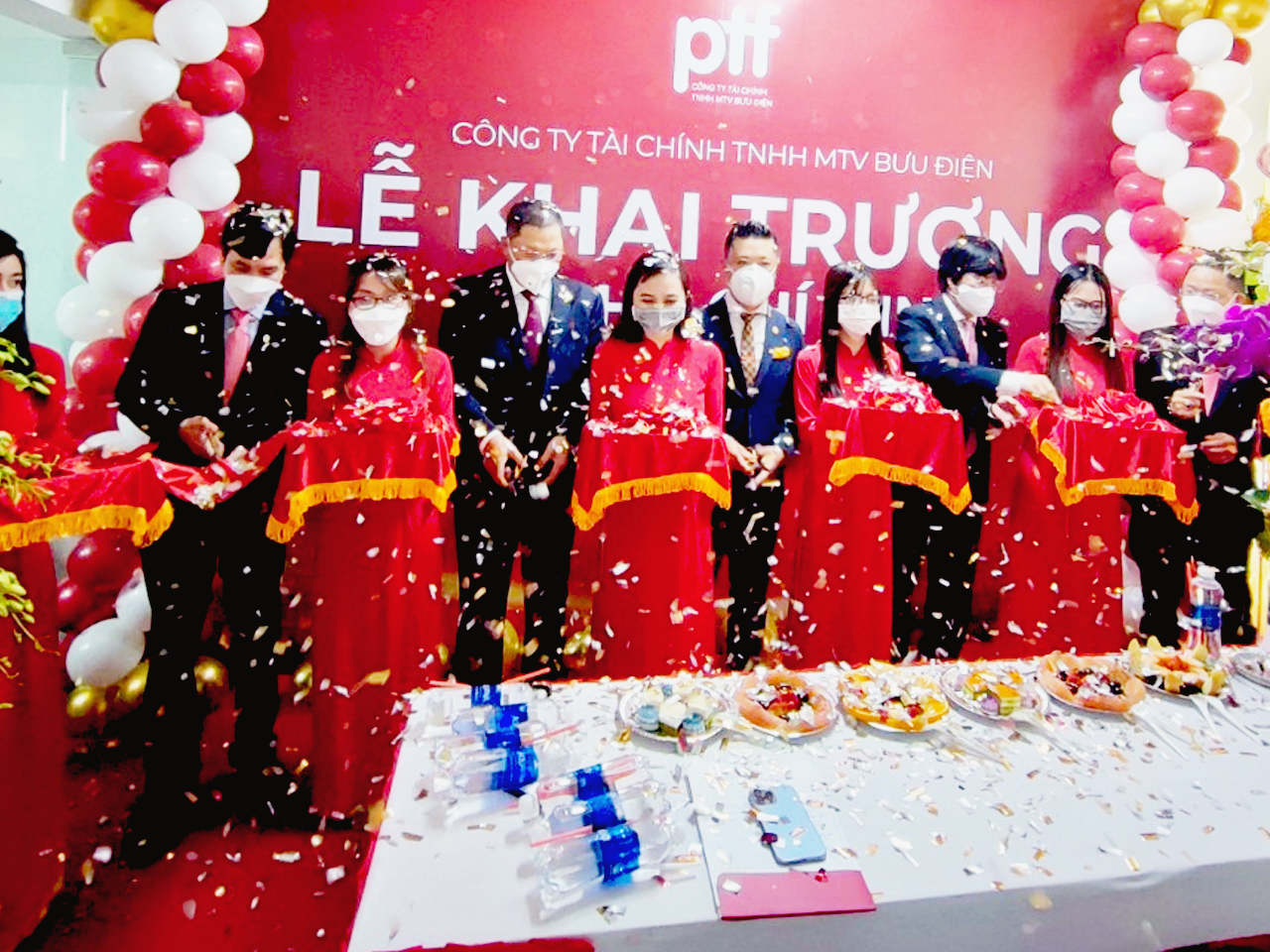 Lễ cắt băng khai trương PTF chi nhánh Hồ Chí Minh.