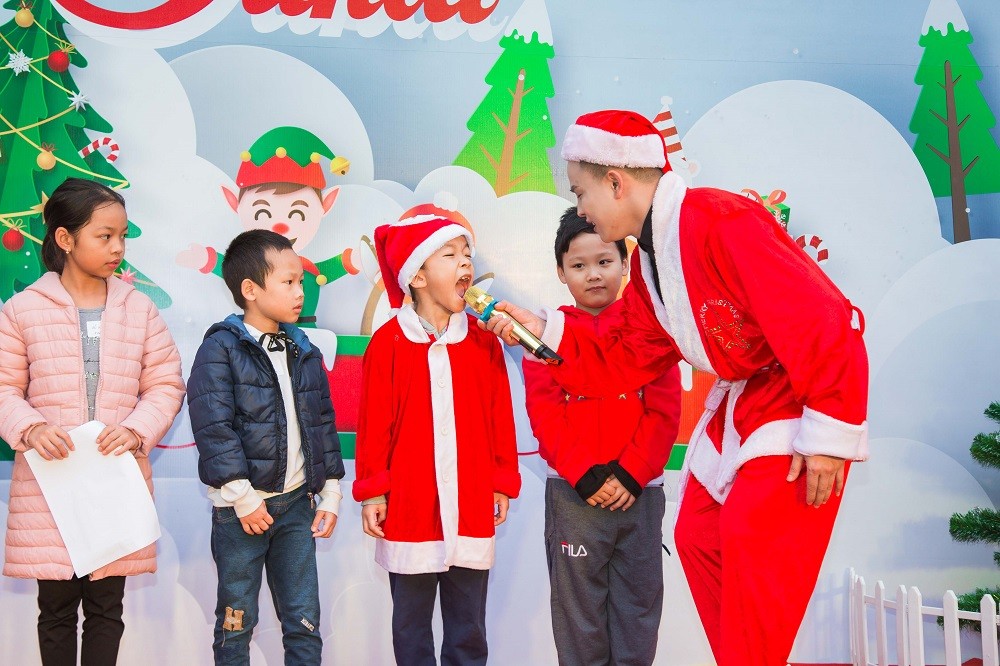 Tận hưởng không khí Giáng sinh linh đình cùng Englishnow Tận hưởng không khí Giáng sinh linh đình cùng Englishnow