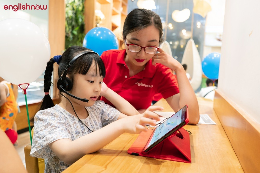 Tận hưởng không khí Giáng sinh linh đình cùng Englishnow Tận hưởng không khí Giáng sinh linh đình cùng Englishnow