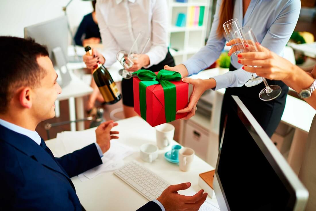Chọn quà tặng sinh nhật sếp nam chuyện chưa bao giờ là dễ chon qua tang sinh nhat sep nam chuyen chua bao gio la de