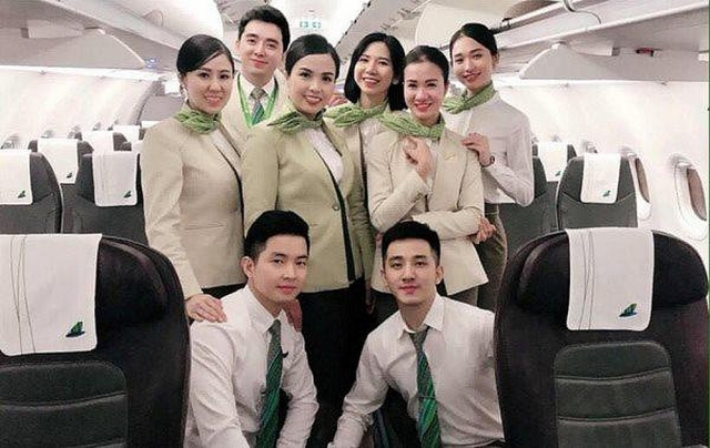Dàn tiếp viên của hãng hàng không Bamboo Airways tung clip hào hứng trở lại bầu trời gây sốt CĐM dan tiep vien cua hang hang khong bamboo airways tung clip hao hung tro lai bau troi gay sot cdm
