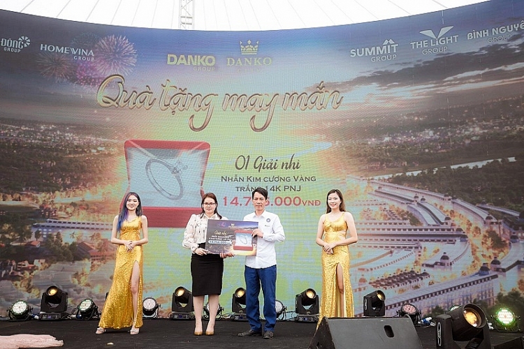 Sôi động lễ giới thiệu shophouse giao lộ vàng tại Danko City Sôi động lễ giới thiệu shophouse giao lộ vàng tại Danko City