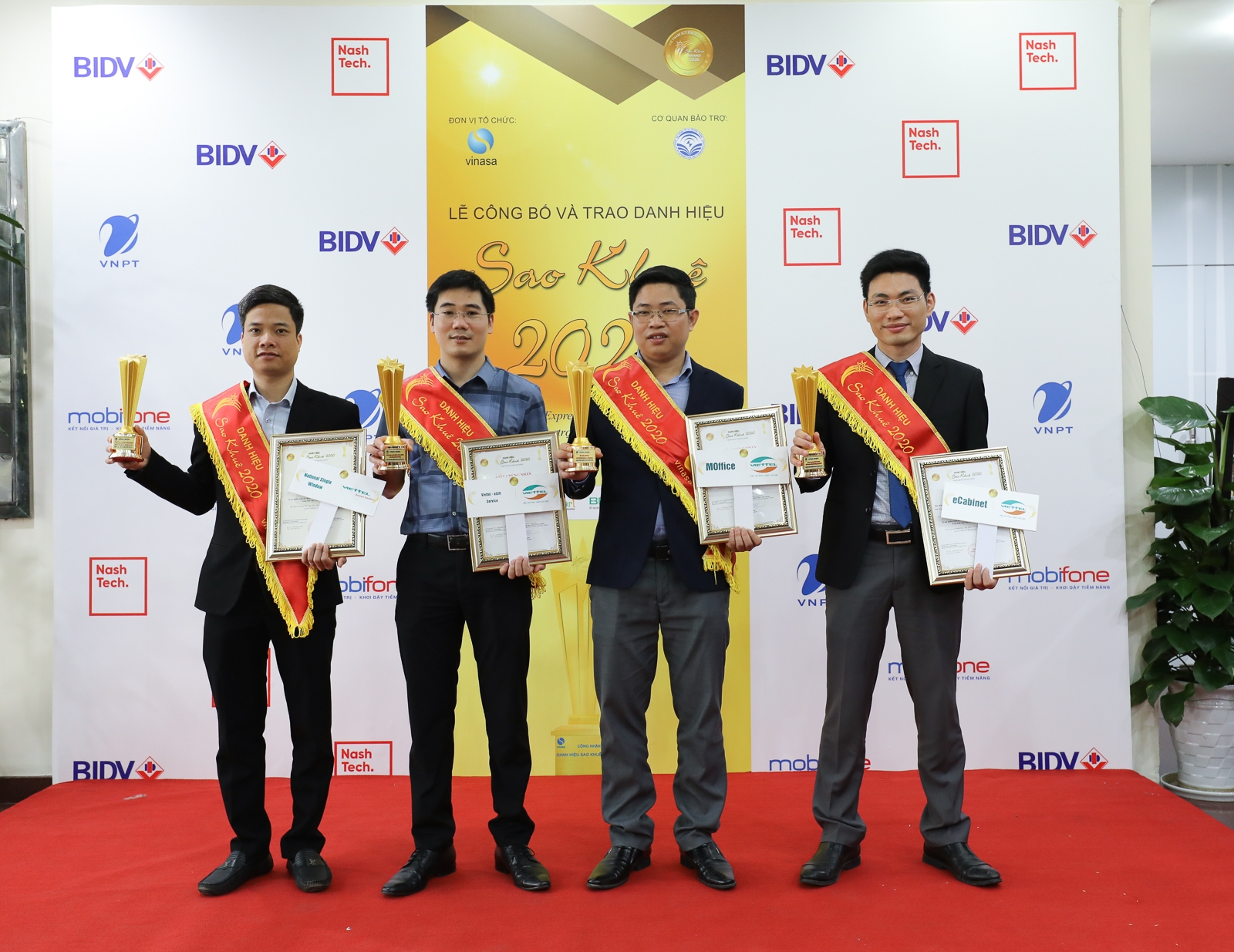 Tiên phong kiến tạo xã hội số, Viettel giữ vững ngôi vị dẫn đầu giải thưởng sao khuê