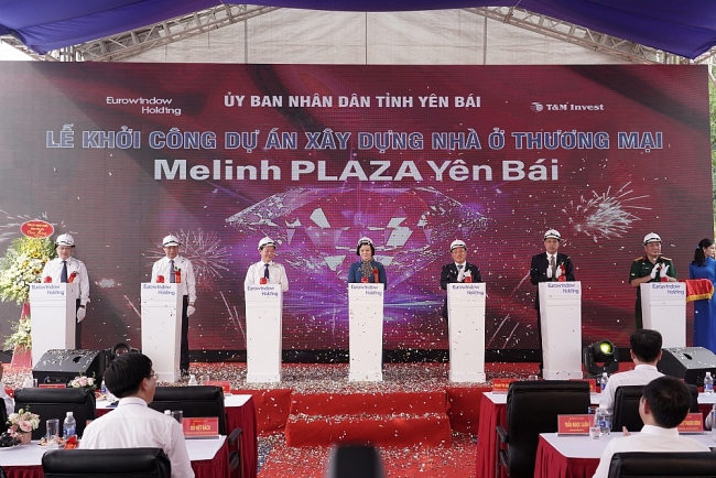 Các đại biểu cùng bấm nút khởi công dự án xây dựng nhà ở thương mại Melinh Plaza Yên Bái 3229 25