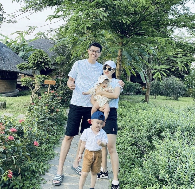MC điển trai “săn nhà” giá hời mùa dịch MC điển trai “săn nhà” giá hời mùa dịch