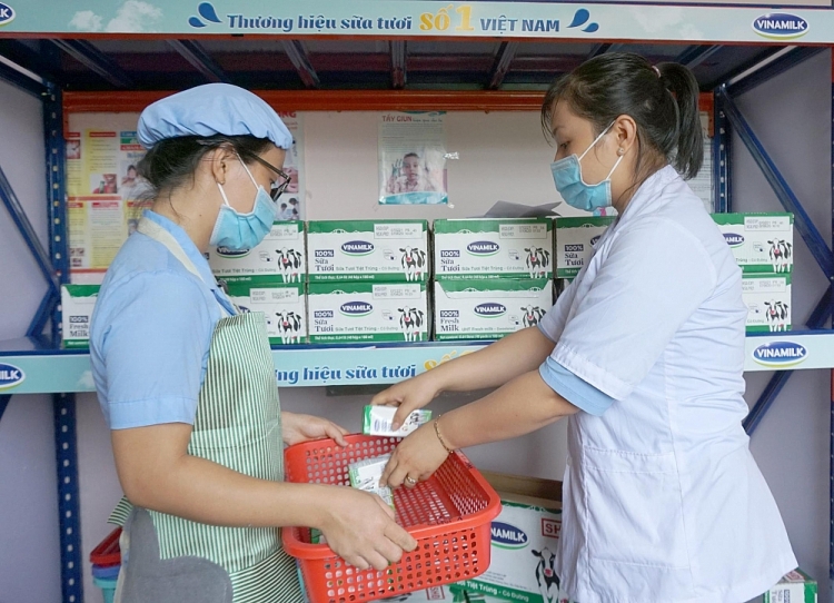 Bình Định tích cực với các công tác triển khai sữa học đường trong năm học mới Bình Định tích cực với các công tác triển khai sữa học đường trong năm học mới