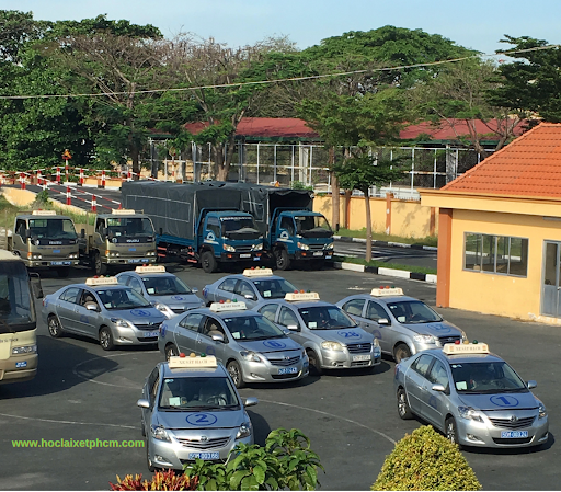 Bãi thi sát hạch học lái xe ô tô B2. Bãi thi sát hạch học lái xe ô tô B2.