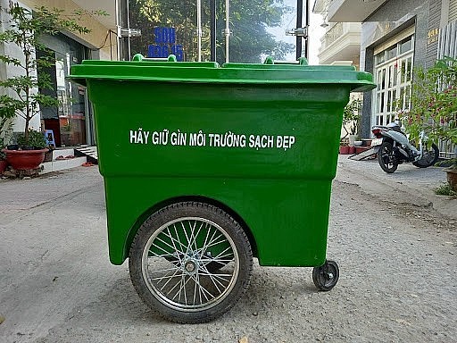 Thuận Thiên Plastic - Chuyên cung cấp các loại thùng rác nhựa bền đẹp, giá rẻ Thuận Thiên Plastic - Chuyên cung cấp các loại thùng rác nhựa bền đẹp, giá rẻ