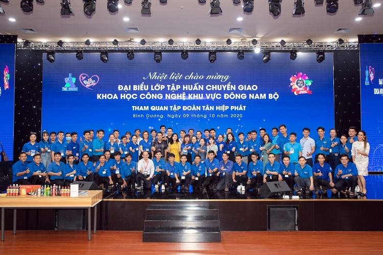 Đoàn đại biểu lớp tập huấn chuyển giao Khoa học công nghệ khu vực Đông Nam Bộ tham quan và giao lưu tại Tân Hiệp Phát ngày 09/10/2020 Đoàn đại biểu lớp tập huấn chuyển giao Khoa học công nghệ khu vực Đông Nam Bộ tham quan và giao lưu tại Tân Hiệp Phát ngày 09/10/2020
