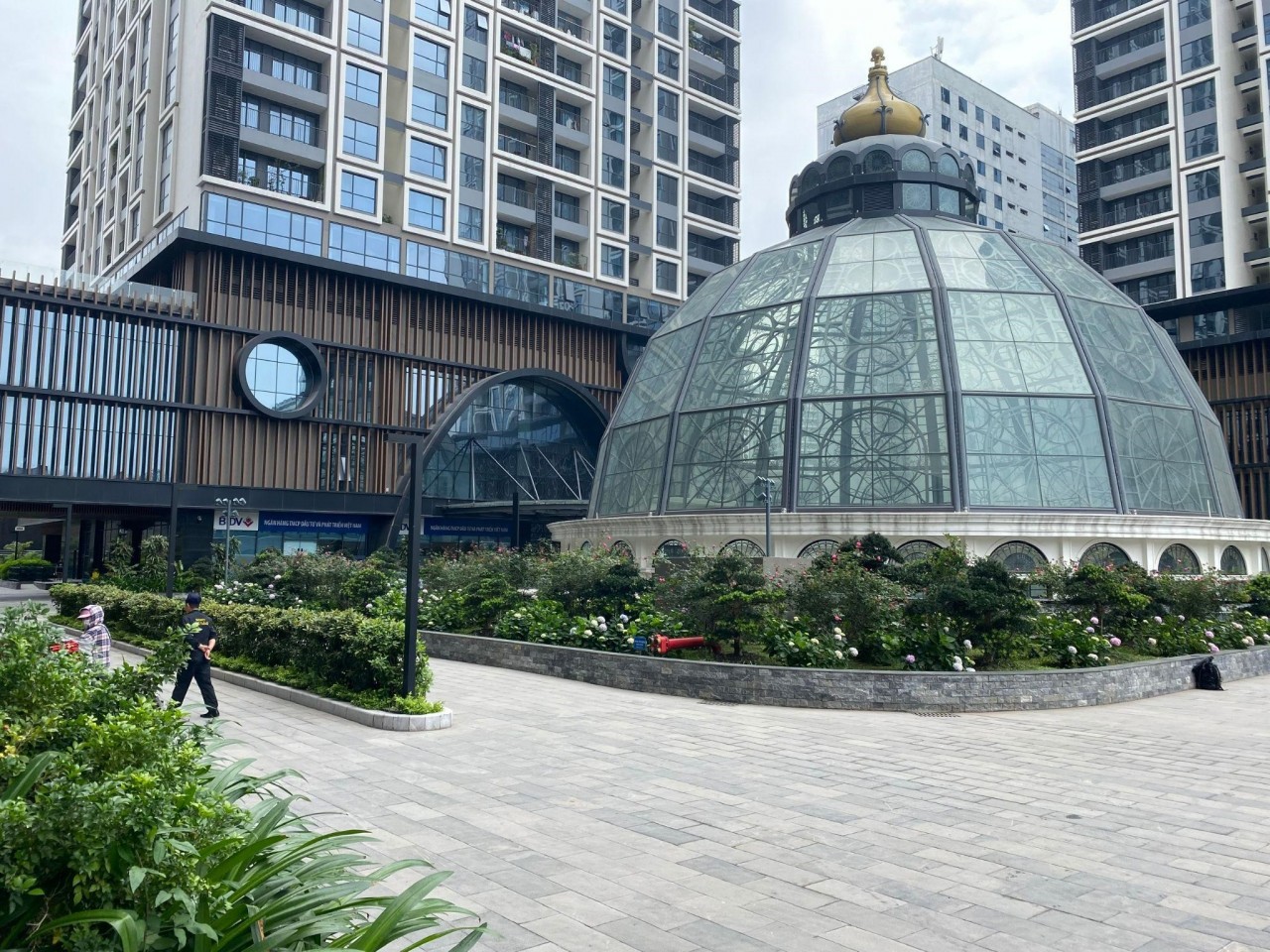 Căn hộ độc bản hiếm hoi dành cho khách hàng tinh tế ngay giữa trung tâm thành phố Căn hộ độc bản hiếm hoi dành cho khách hàng tinh tế ngay giữa trung tâm thành phố