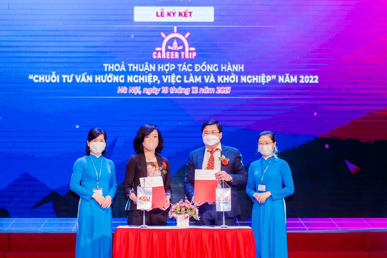 Dự kiến có hơn 6 vạn học sinh, sinh viên được tư vấn hướng nghiệp trong năm 2022 Dự kiến có hơn 6 vạn học sinh, sinh viên được tư vấn hướng nghiệp trong năm 2022
