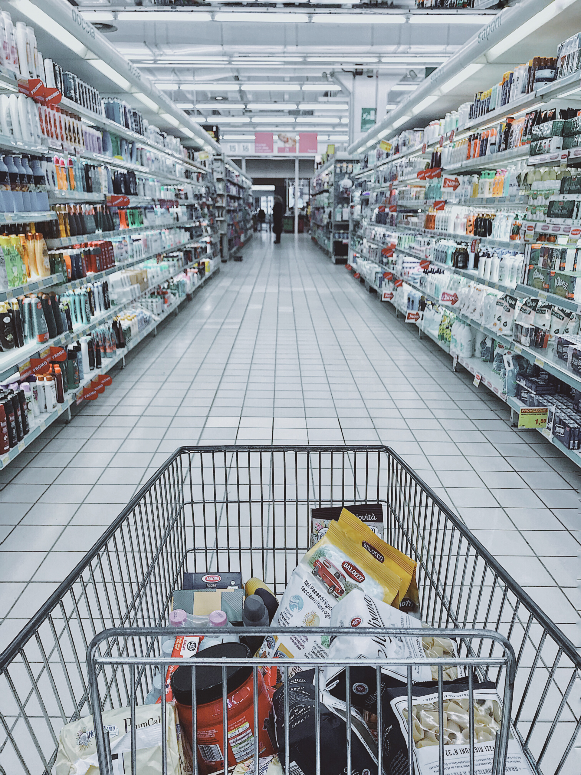 Supermarket and convenience stores are taken over traditional wet market (source: pexel photo) 1116 grocery