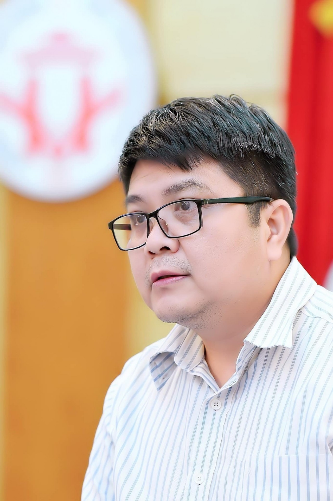 河内师范大学文学系副主任、副教授/博士杨俊英。 河内师范大学文学系副主任、副教授/博士杨俊英。