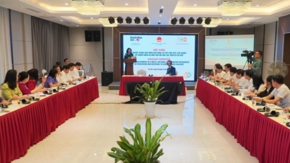 加强部门间协调，预防和应对基于性别的暴力
