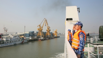 越南与中国在北部湾海域进行联合巡逻