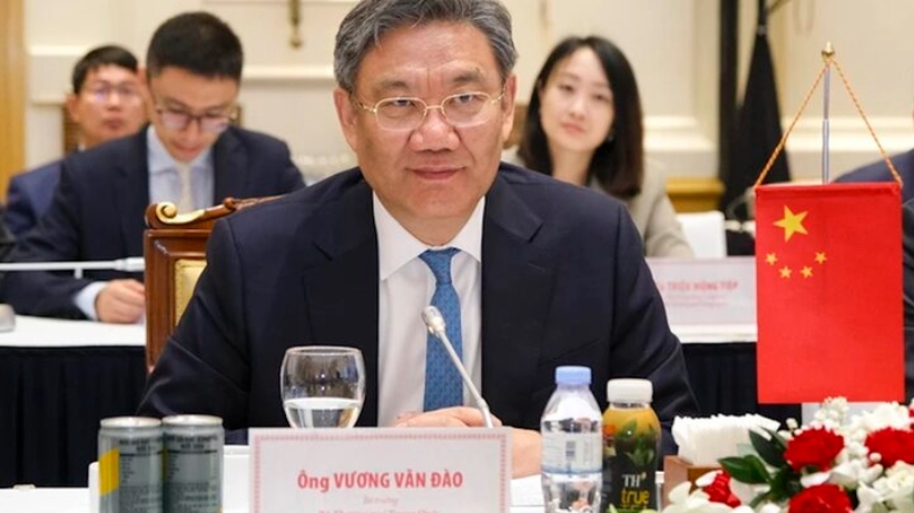 对于停止进口越南锦绣龙虾，中国商务部长提出解决方案