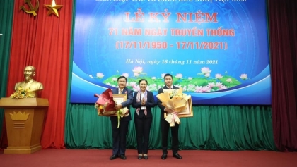 越友联主席阮芳娥发起四项竞赛活动