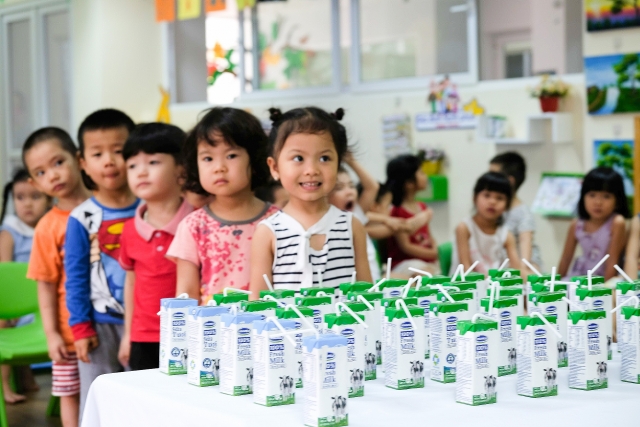 Gần 41.000 trẻ tại Đà Nẵng đang thụ hưởng chương trình sữa học đường gan 41000 tre tai da nang dang thu huong chuong trinh sua hoc duong
