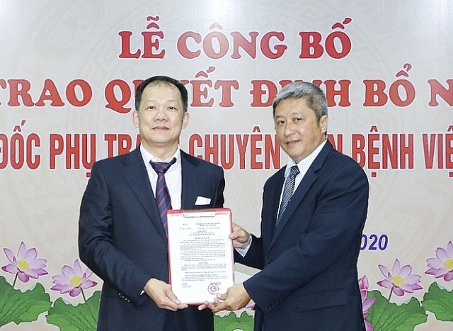 Lãnh đạo mới Tổng cục Hải quan, Bệnh viện Bạch Mai lanh dao moi tong cuc hai quan benh vien bach mai