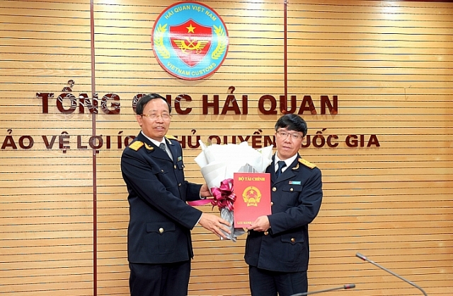 Lãnh đạo mới Tổng cục Hải quan, Bệnh viện Bạch Mai lanh dao moi tong cuc hai quan benh vien bach mai