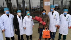 tin moi nhat vu chua ba vang rao giang nghi thuc hoa giai dich virus corona
