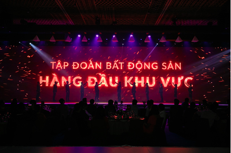 Ban lãnh đạo Tập đoàn Danh Khôi công bố tầm nhìn Ban lãnh đạo Tập đoàn Danh Khôi công bố tầm nhìn