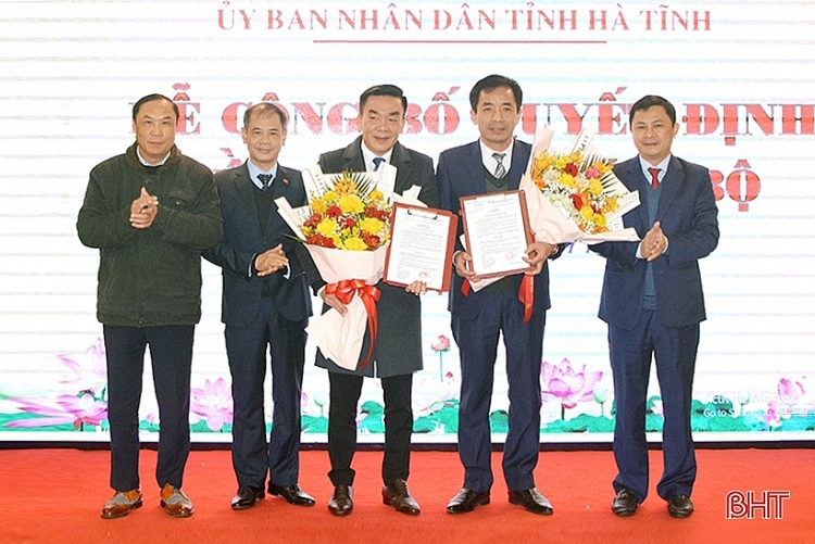 Các ông Lê Chánh Thành, Nguyễn Lương Tâm nhận quyết định bổ nhiệm