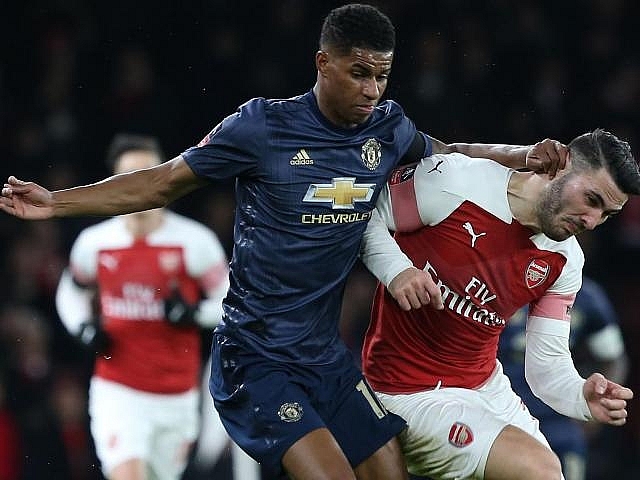 Arsenal (đỏ) đang có phong độ khá tốt trước trận gặp MU