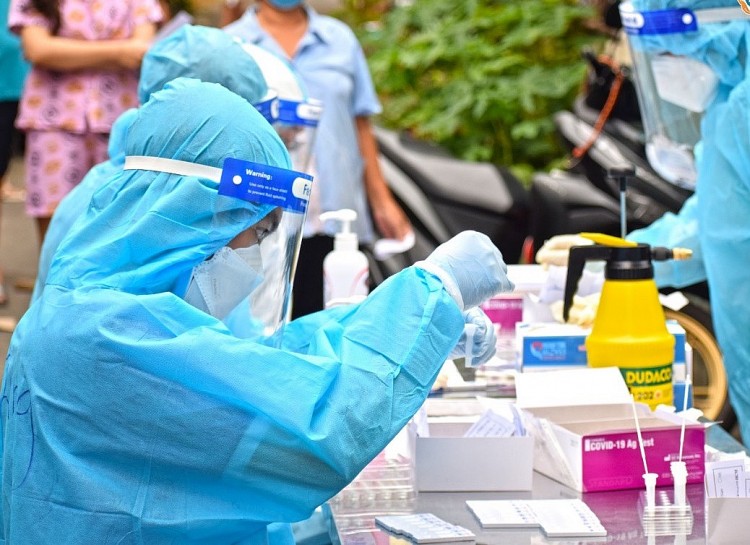 Bệnh nhân nhiễm Omicron đầu tiên tại Việt Nam đã xuất viện Bệnh nhân nhiễm Omicron đầu tiên tại Việt Nam đã xuất viện