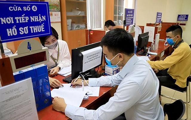 Dự kiến giảm 2% thuế GTGT (Ảnh minh họa) Dự kiến giảm 2% thuế GTGT (Ảnh minh họa)